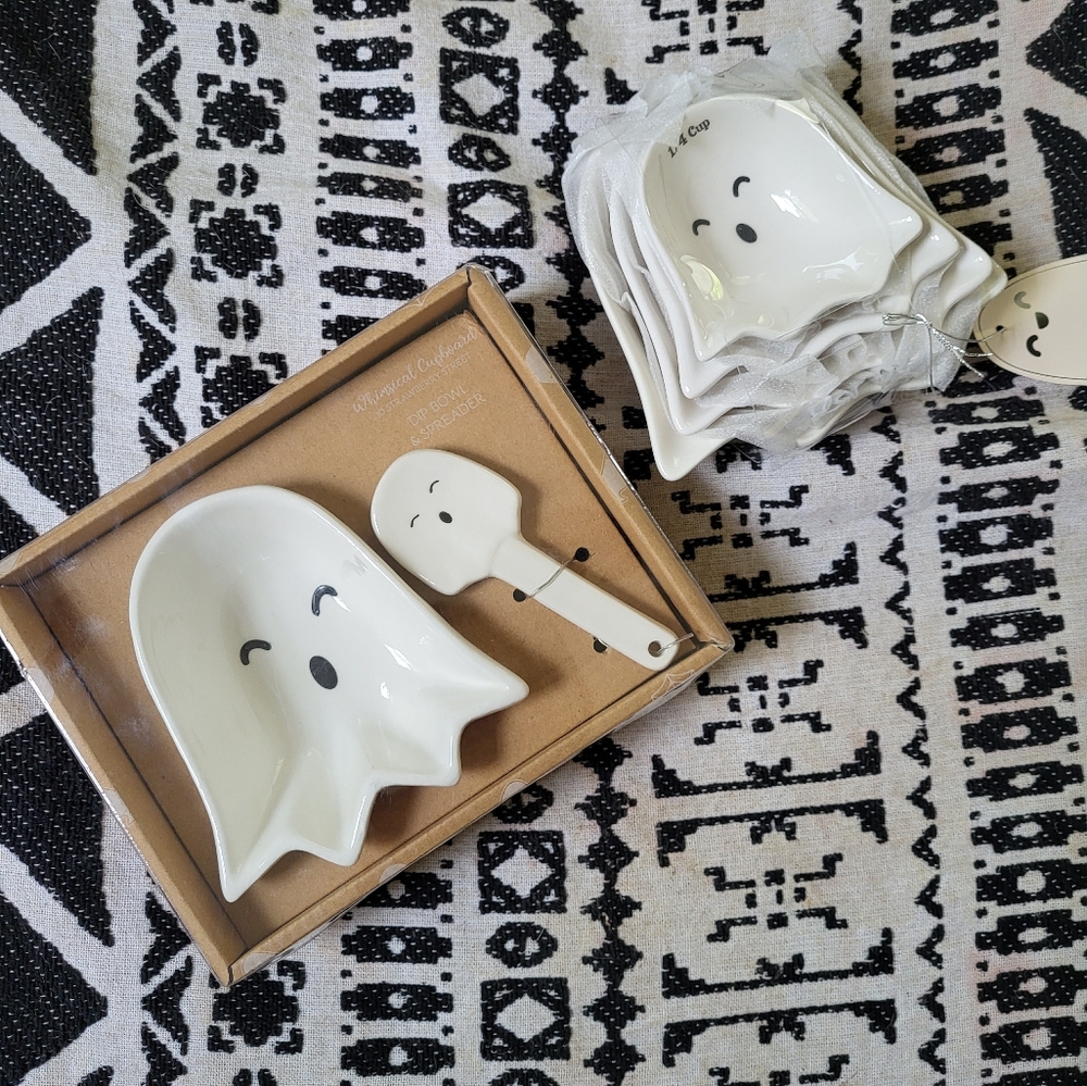 10 strawberry street ceramic ghost measuring cups & dip bowl/serving spoon